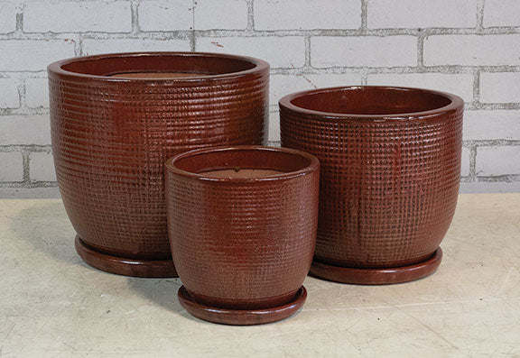 Cleo Pot w/Attached Saucer