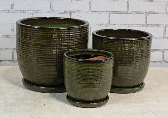 Cleo Pot w/Attached Saucer