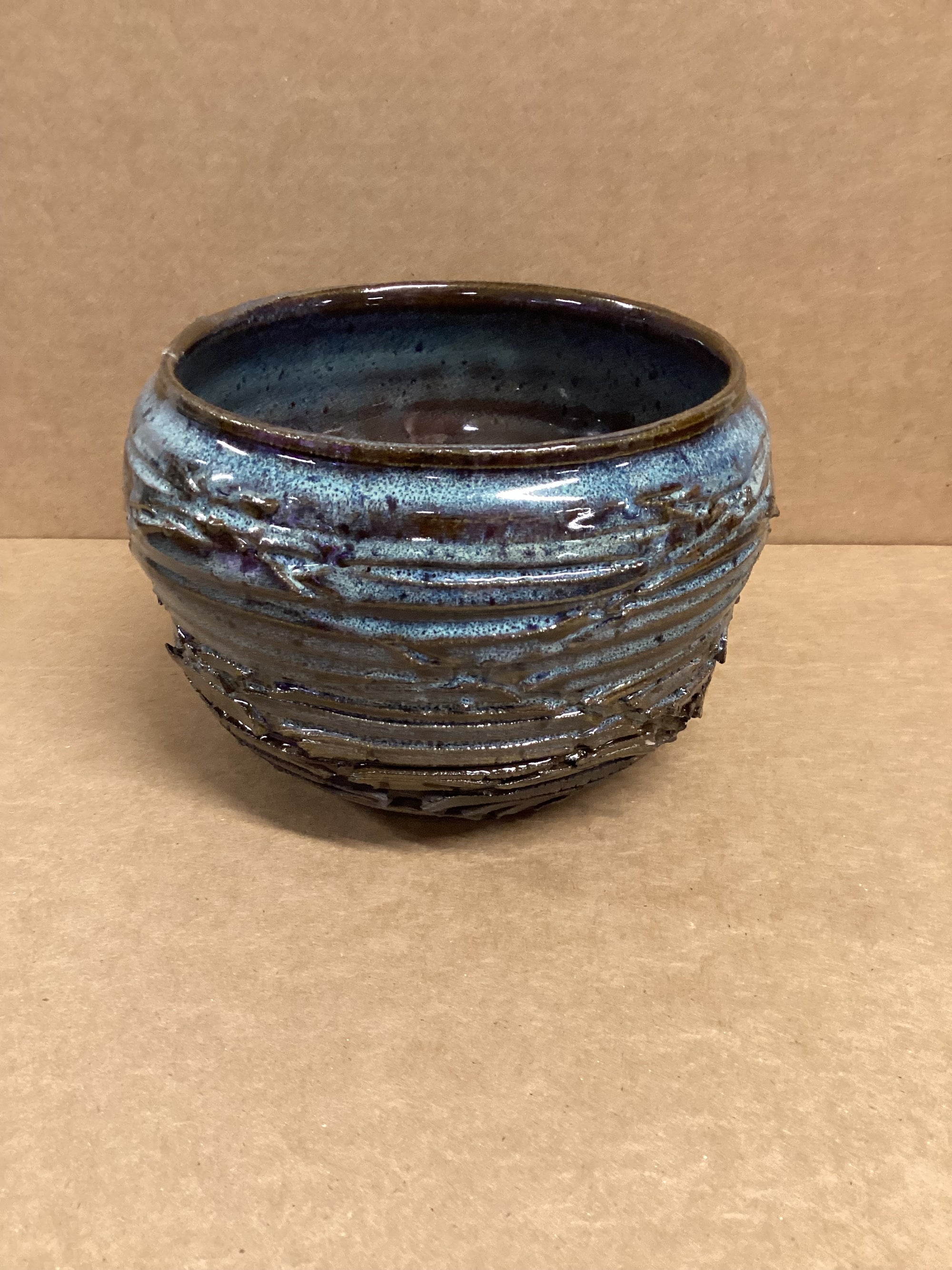 Medium Dark Clay Textured Planter CC