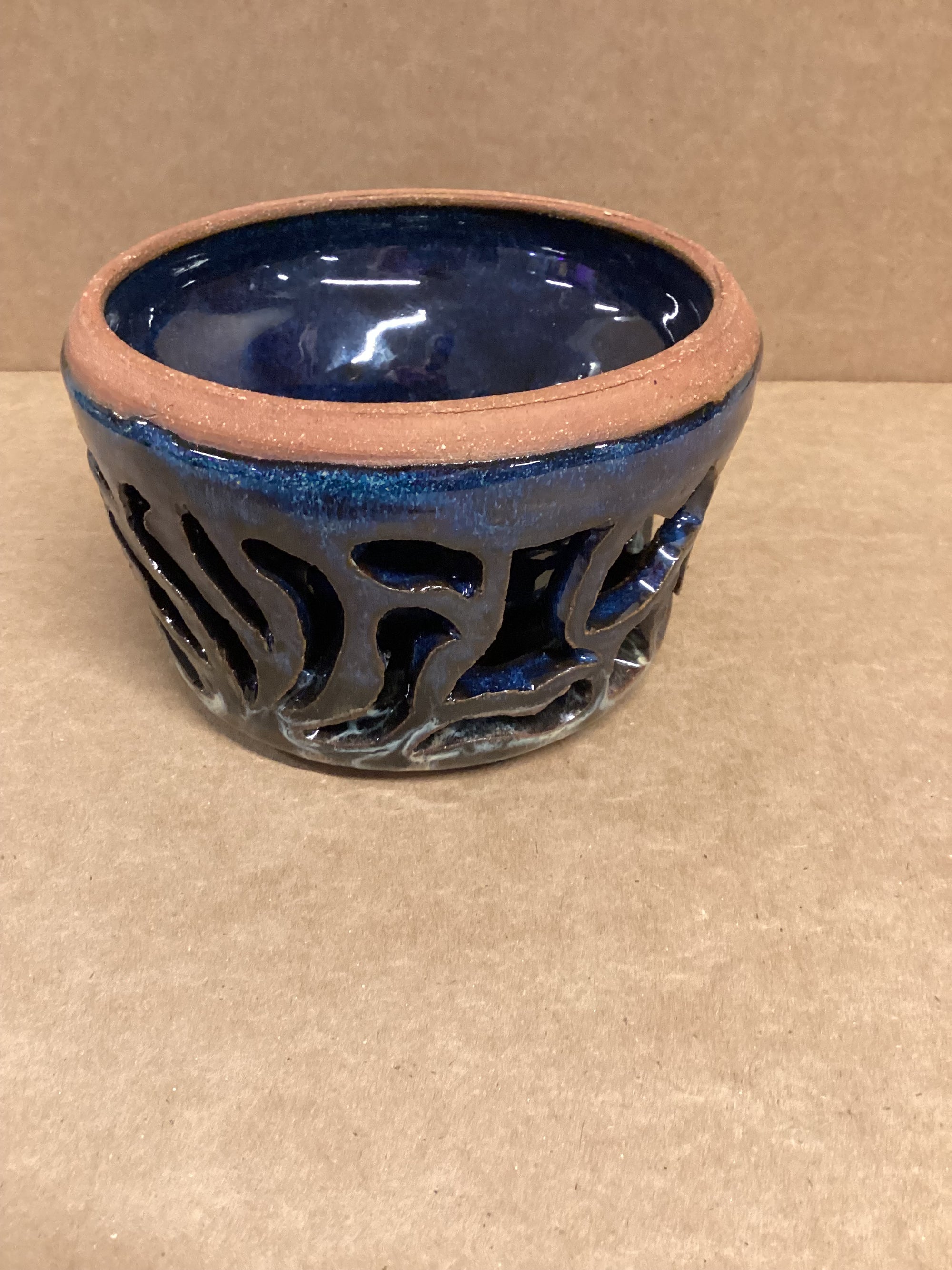 Double wall Dark Clay Planter CC