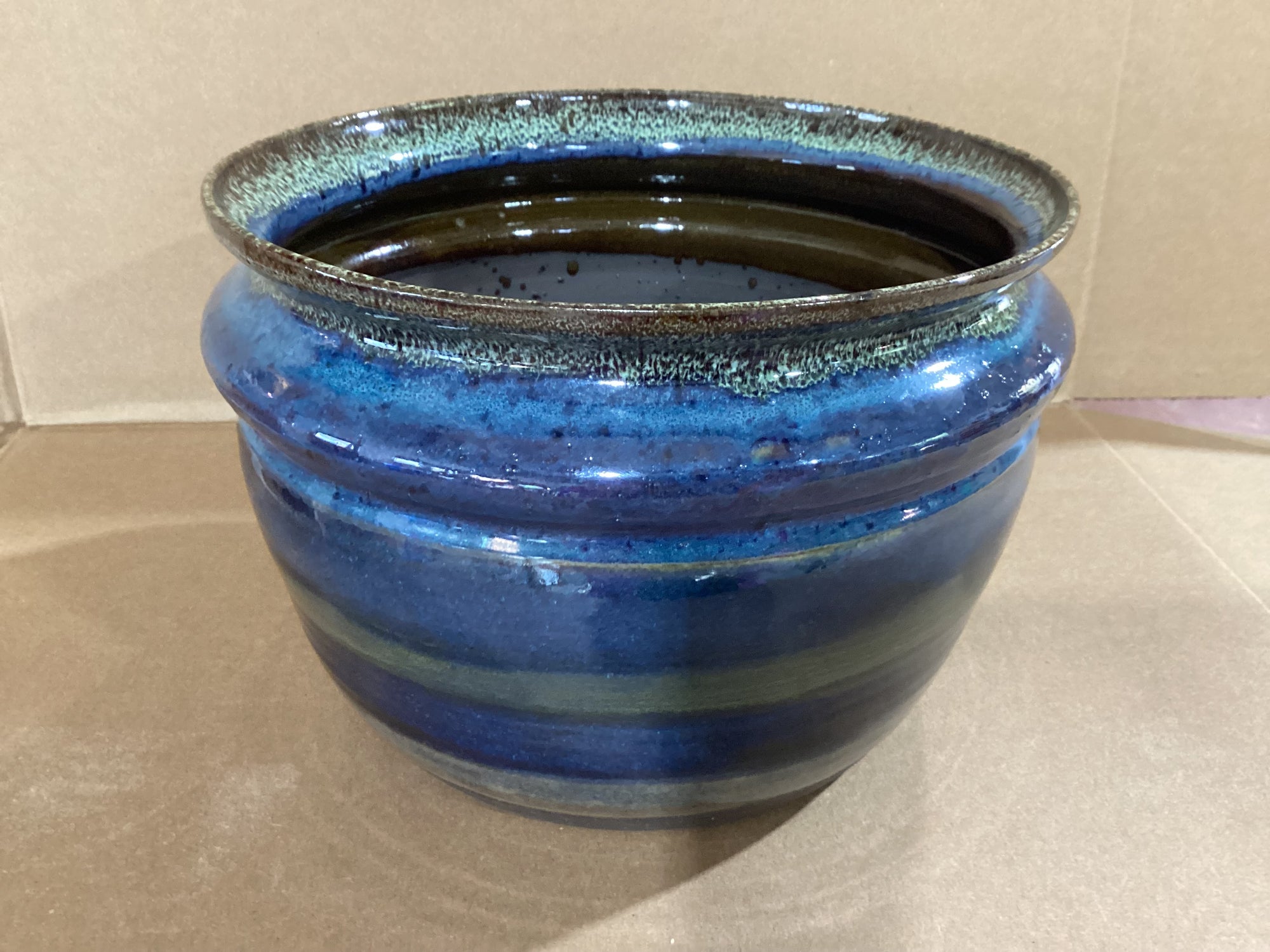 Large Dark Blue Stripe Pot CC