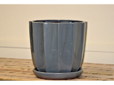 Clamshell Planter with Attached Saucer