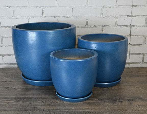 Aruba Round Planter w/Attached Saucer